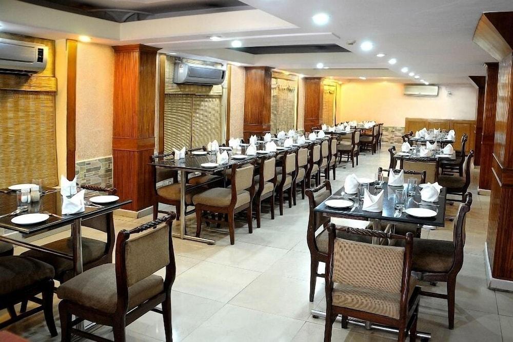 Hotel Ganga Ratan Agra  Kültér fotó