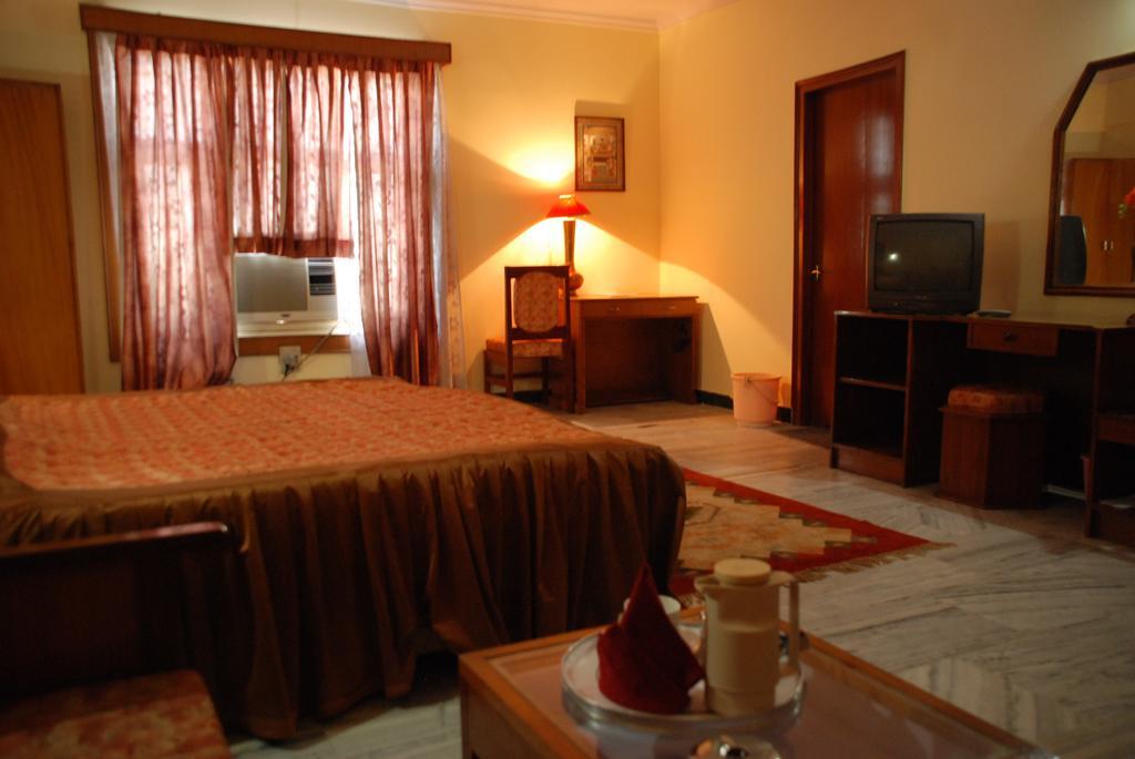 Hotel Ganga Ratan Agra  Szoba fotó