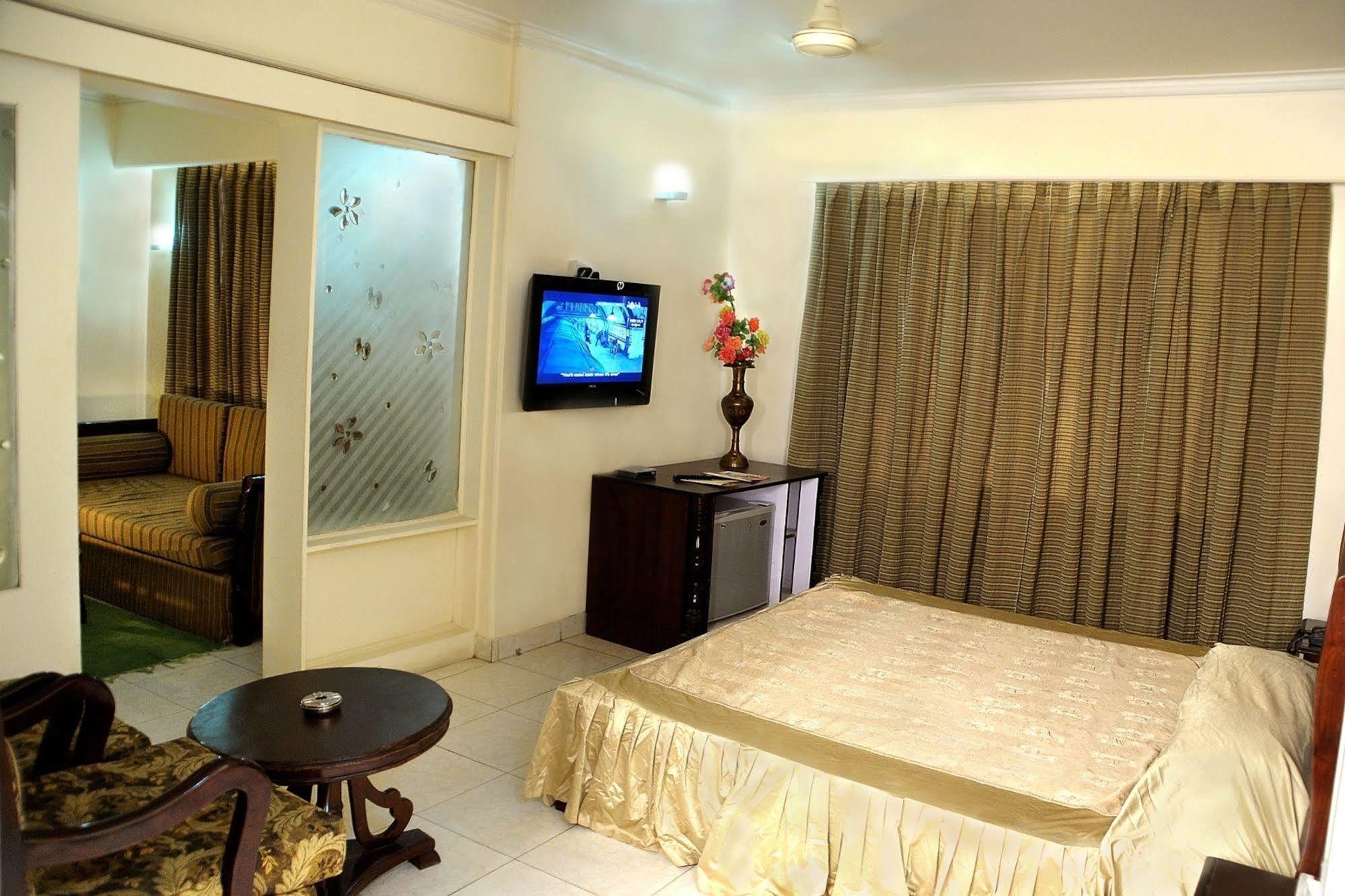 Hotel Ganga Ratan Agra  Kültér fotó